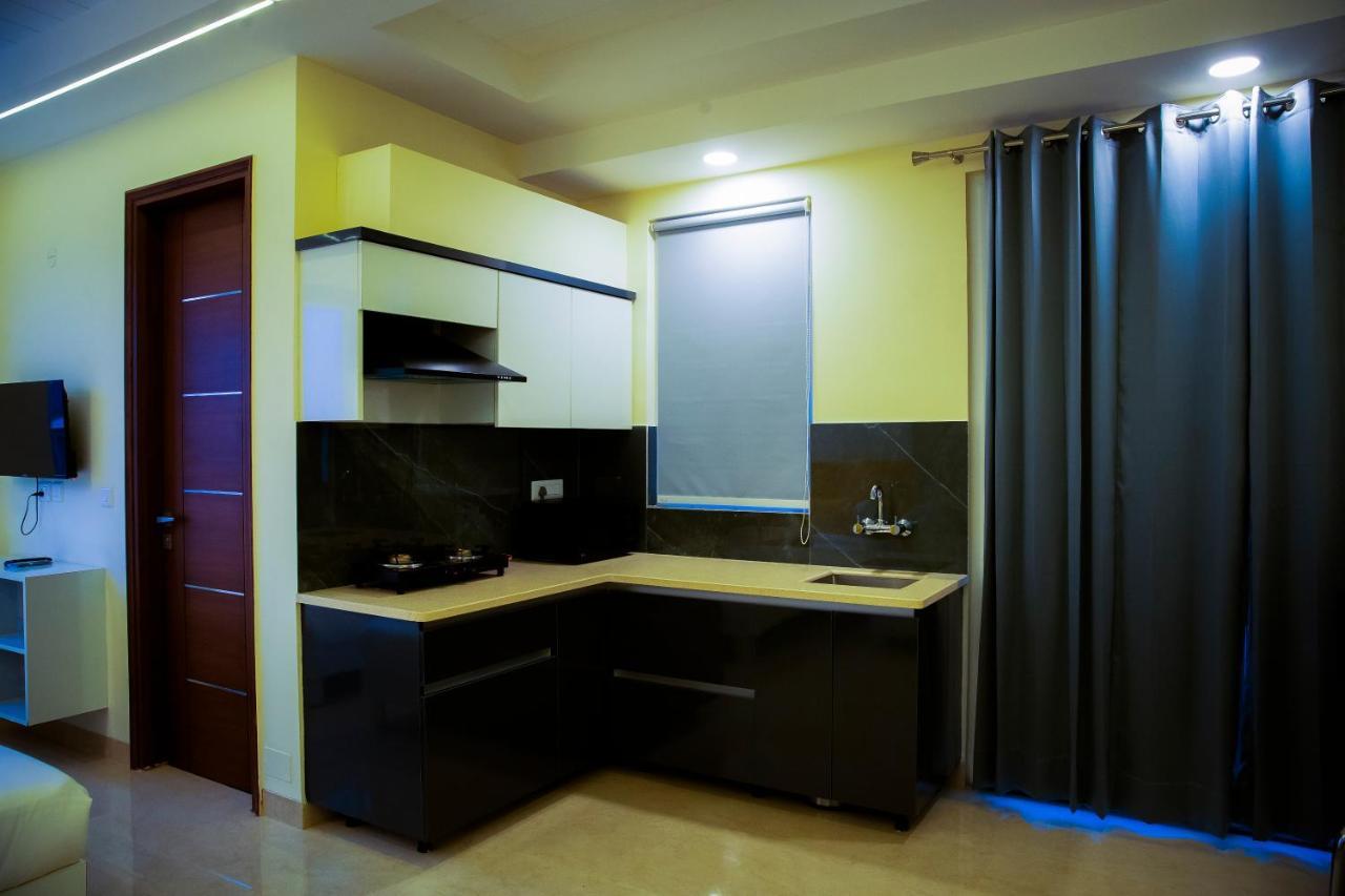 Lime Tree Luxury Studio - Service Apartment Near Artemis Hospital ,Gurgaon Exterior photo